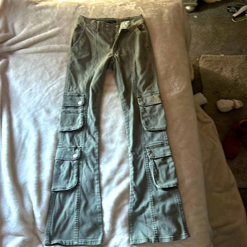 COPY - Y2K flare cargo jeans